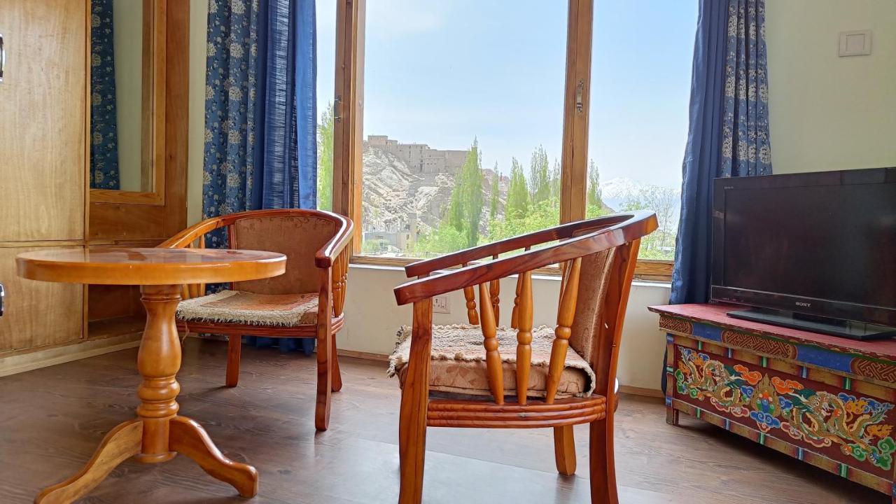 Niri-La Guest House Leh Exterior photo